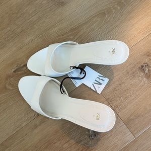Brand new Zara kitten heels. Never worn!
